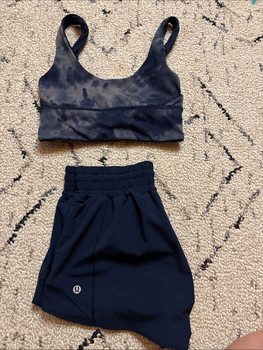 Lululemon Navy Activewear Set Sz 6 - Picture 5 of 5